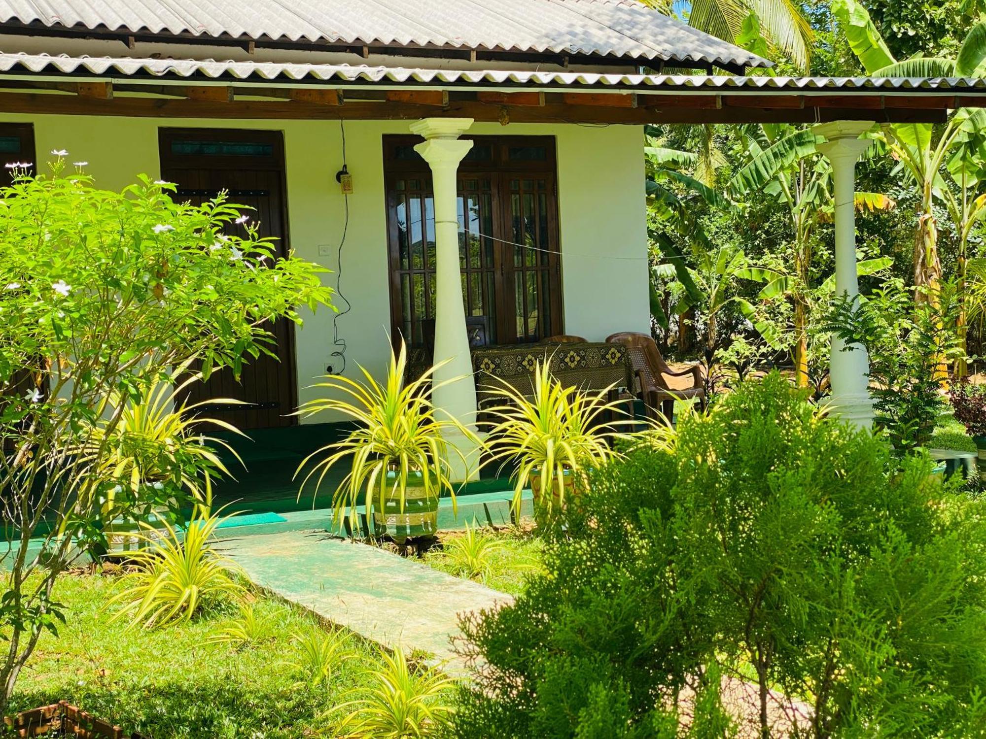 Lucky Villa Sigiriya Eksteriør billede